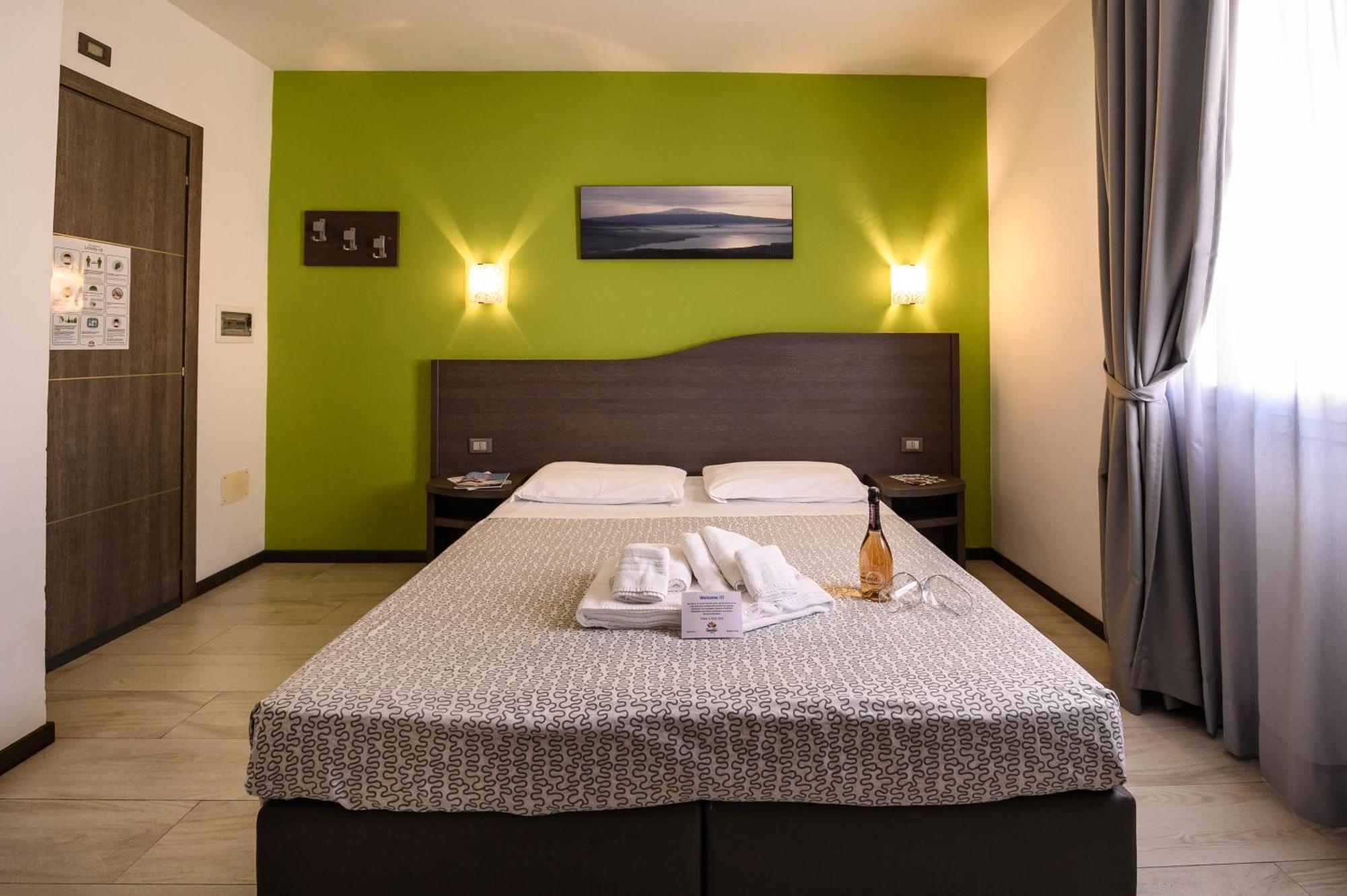 Hotel Rainbow Resort مارسالا المظهر الخارجي الصورة