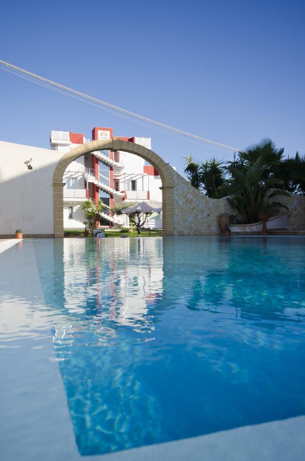 Hotel Rainbow Resort مارسالا المظهر الخارجي الصورة