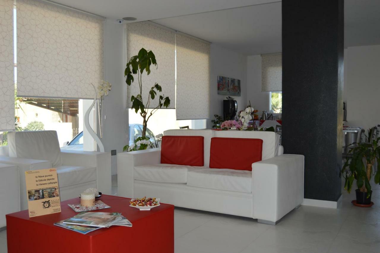 Hotel Rainbow Resort مارسالا المظهر الخارجي الصورة
